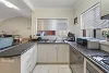 2/9 Mctavish Boulevard, Horsham, Vic 3400-Image