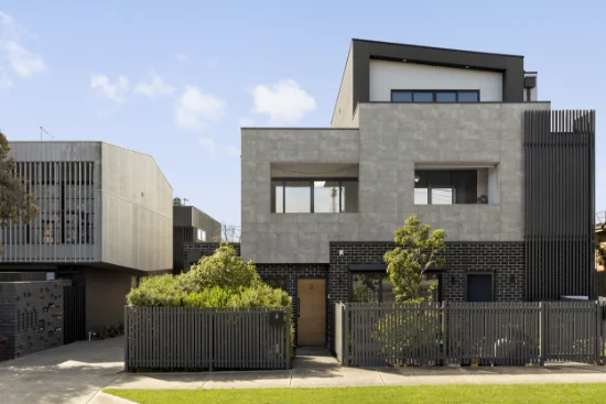 2/98 Albert Street, Preston, Vic 3072