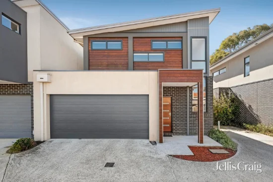 2 Isabella Place, Kilsyth, Vic 3137