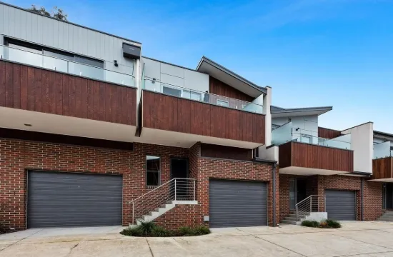 2 Sarges Mews, Lilydale, Vic 3140