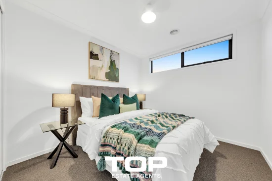 2 Talmalmo Lane, Clyde North, Vic 3978-Image