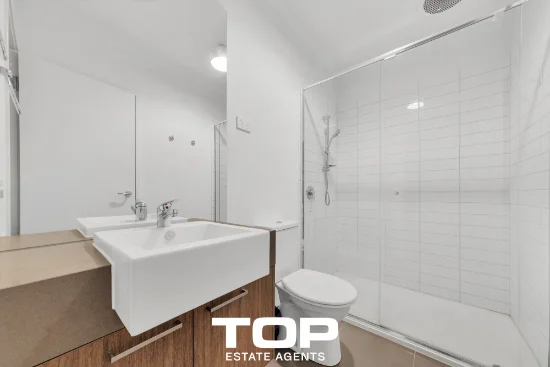 2 Talmalmo Lane, Clyde North, Vic 3978-Image