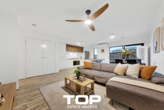 2 Talmalmo Lane, Clyde North, Vic 3978-Image
