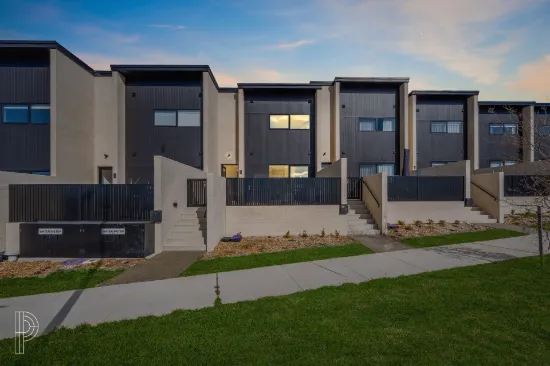 20 Golden Way, Googong, NSW 2620