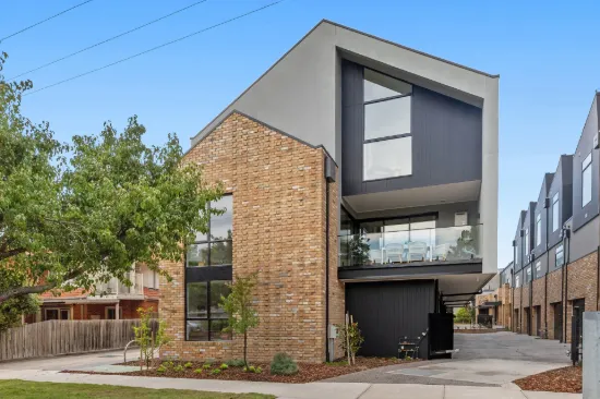 20 Talbot Road, Strathmore, Vic 3041