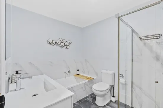 2048/6 Crestridge Crescent, Oxenford, Qld 4210-Image