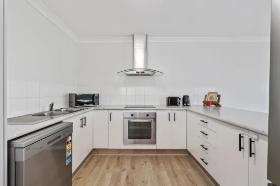 2064/6 Crestridge Crescent, Oxenford, Qld 4210-Image