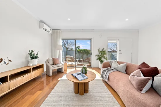 20A Edgeworth Parade, Coombs, ACT 2611
