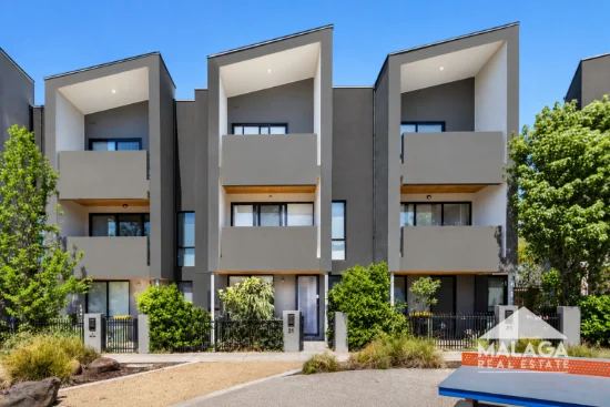 21 Callow Walk, St Albans, Vic 3021