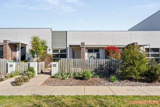 21 Chanter Terrace, Coombs, ACT 2611