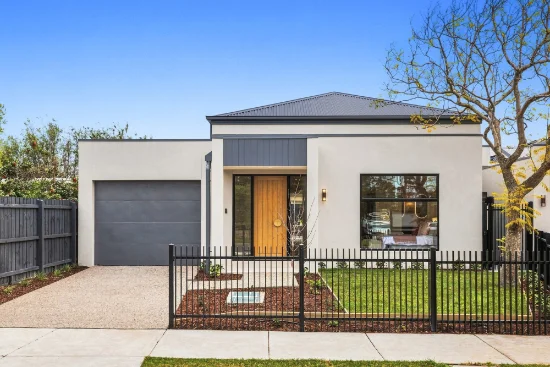 21a Stonehaven Crescent, Hampton East, Vic 3188