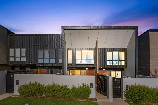 21C Woodberry Avenue, Coombs, ACT 2611