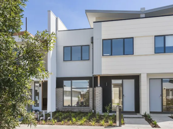22 Macfarlane Street, Torquay, Vic 3228