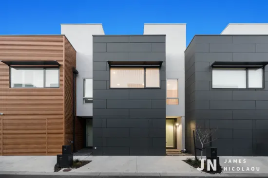 22 Watermark Close, Port Melbourne, Vic 3207