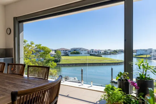 2249 Glengallon Way, Hope Island, Qld 4212-Image