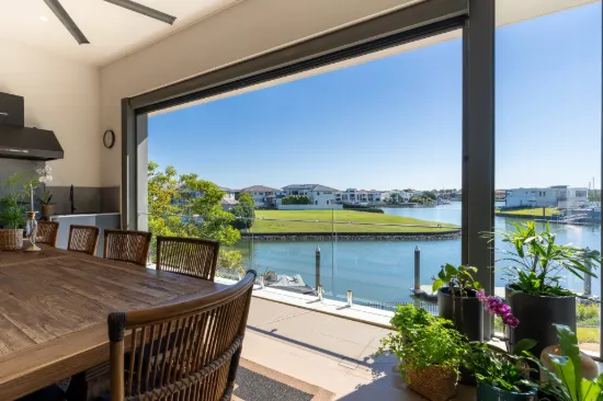 2249 Glengallon Way, Hope Island, Qld 4212-Image