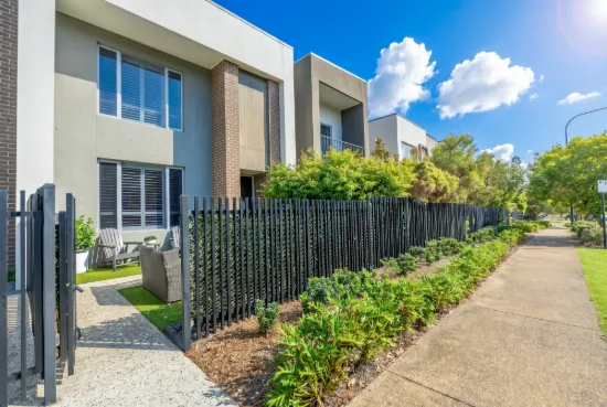 23/25 The Corso, North Lakes, Qld 4509