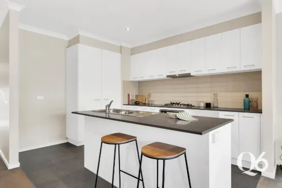 23/8 The Crossing, Caroline Springs, Vic 3023-Image