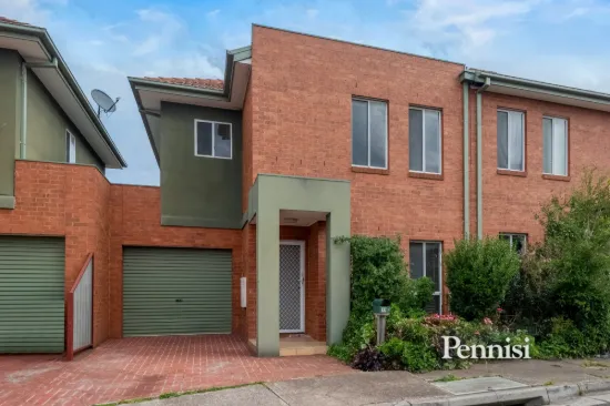 23 Balerno Circle, Gowanbrae, Vic 3043