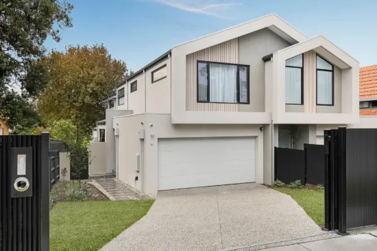 23a Widdop Crescent, Hampton East, Vic 3188