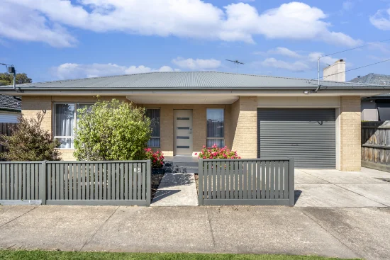 24 Carr Street, Belmont, Vic 3216