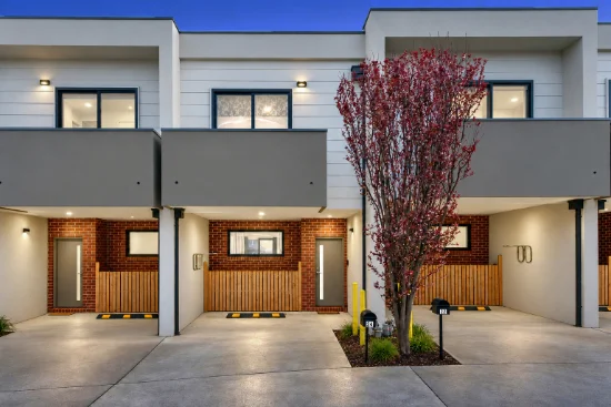 24 Jasmine Drive, Noble Park, Vic 3174