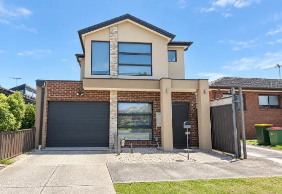 25 Pinnaroo Circuit, Meadow Heights VIC 3048-Image