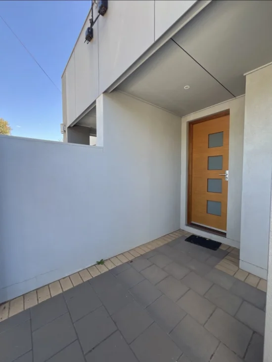 25a Pine Avenue, Mildura, Vic 3500 - For Rent