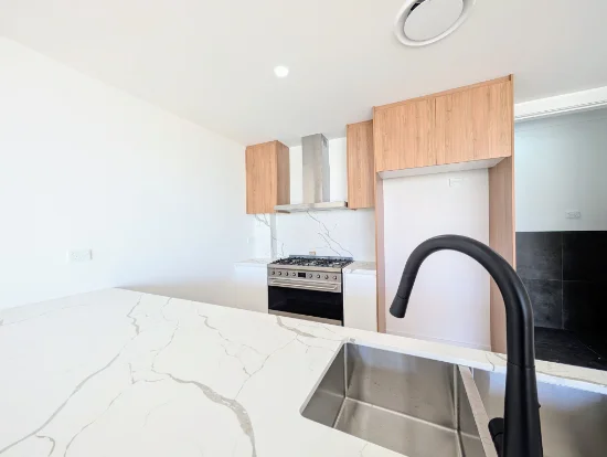 26/45 Stone Mason Drive, Norwest, NSW 2153