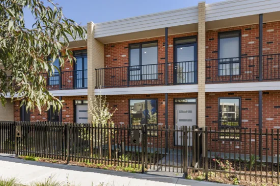 27 Paperbark Walk, Sunshine North, Vic 3020