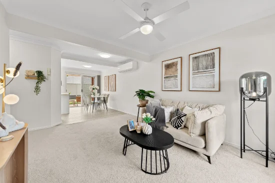28/8 Honeysuckle Way, Calamvale QLD 4116-Image