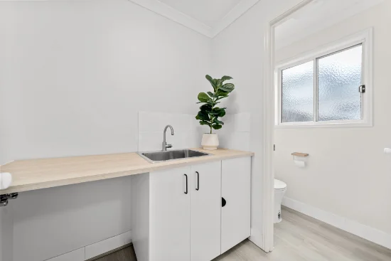 28/8 Honeysuckle Way, Calamvale QLD 4116-Image