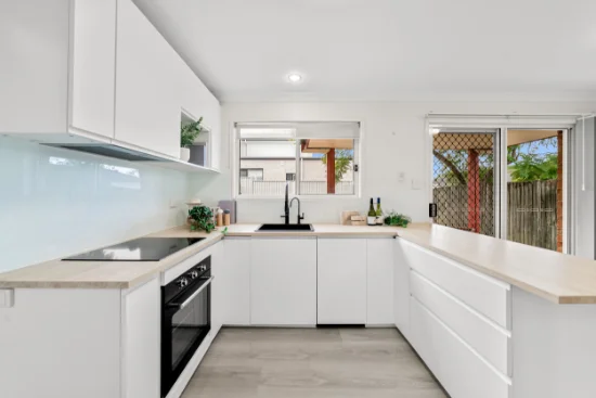 28/8 Honeysuckle Way, Calamvale QLD 4116-Image