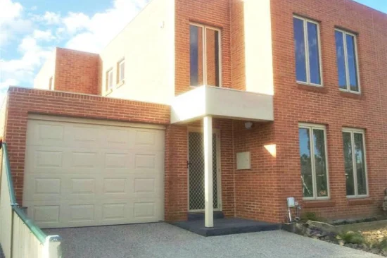 28 Cobblestone Drive, South Morang, Vic 3752
