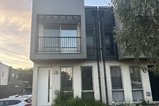 28 Danthonia Street, Coburg North, Vic 3058 - For Rent