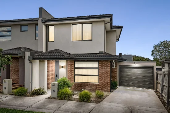 28B Arunta Crescent, Clarinda, Vic 3169