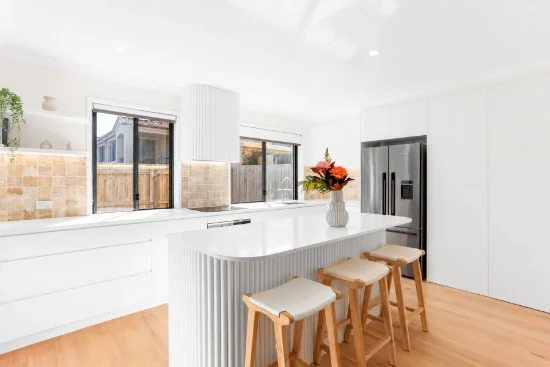 29/1 Santa Isobel Boulevard, Pacific Pines, Qld 4211