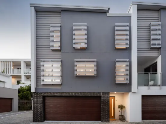 29/31 Griffith Place, Seven Hills, Qld 4170
