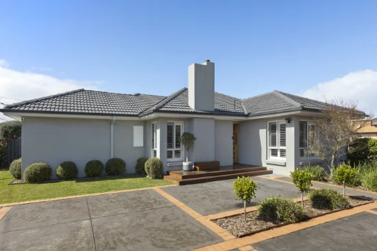 2A Alden Court, Cheltenham, Vic 3192