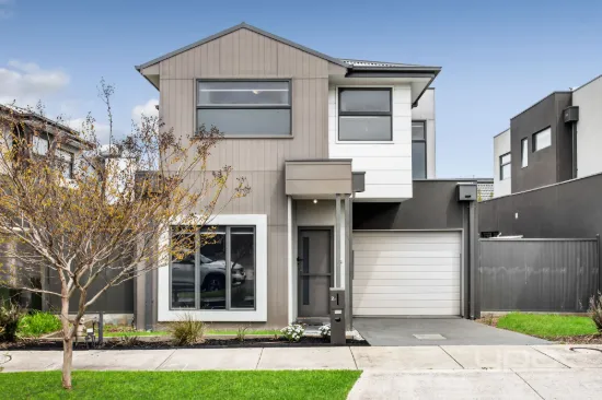 2A Courtyard Way, Roxburgh Park, Vic 3064