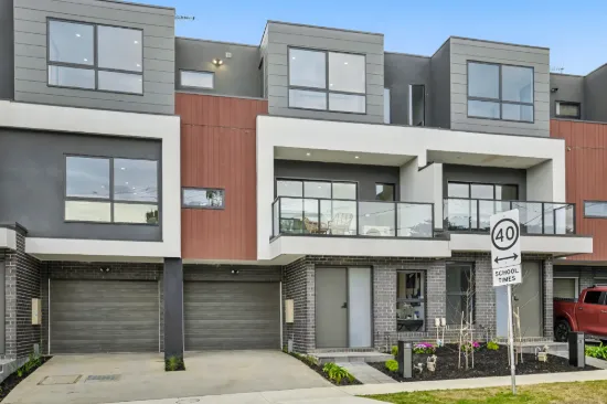 2C Dora Avenue, Blackburn, Vic 3130