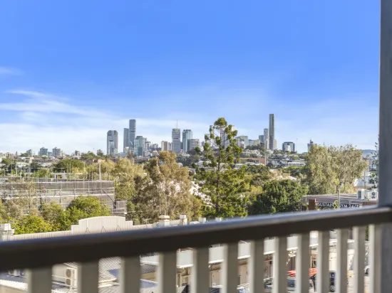 3/10 Riddell Street, Bulimba, Qld 4171