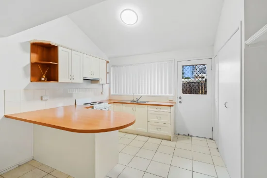 3/129 Sunshine Boulevard, Mermaid Waters QLD 4218-Image