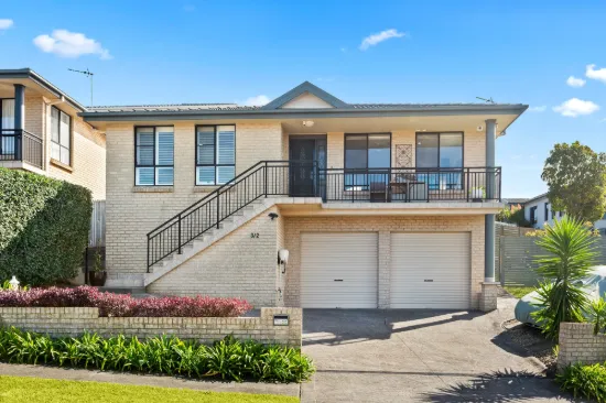 3/2 Yarle Crescent, Flinders, NSW 2529