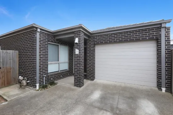 3/30 Lady Penrhyn Drive, Harkness, Vic 3337