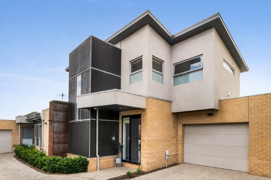 3/35 View Street, Pascoe Vale, Vic 3044 - For Sale