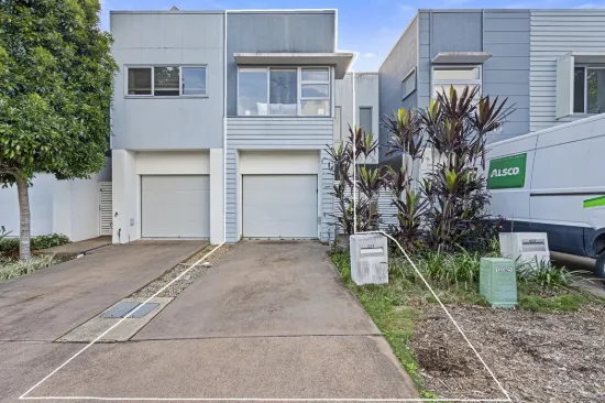 3/37 Azure Way, Hope Island, Qld 4212