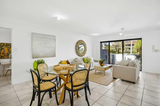 3/37 T E Peters Drive, Broadbeach Waters, Qld 4218