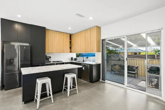 3/6 Antrim Avenue, Warilla, NSW 2528