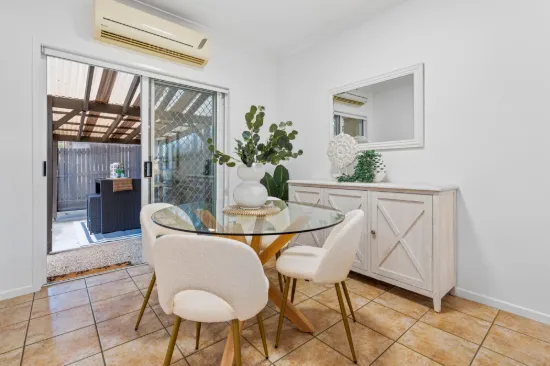 3/8 Mahina Place, Wishart, Qld 4122-Image